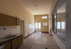 64 Fitz Roy, 8000, Bahia Blanca, Buenos Aires, 8000, 4 Bedrooms Bedrooms, 5 Rooms Rooms,2 BathroomsBathrooms,Casa,Venta,Fitz Roy,0,1970