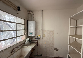 64 Fitz Roy, 8000, Bahia Blanca, Buenos Aires, 8000, 4 Bedrooms Bedrooms, 5 Rooms Rooms,2 BathroomsBathrooms,Casa,Venta,Fitz Roy,0,1970