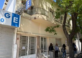 64 Fitz Roy, 8000, Bahia Blanca, Buenos Aires, 8000, 4 Bedrooms Bedrooms, 5 Rooms Rooms,2 BathroomsBathrooms,Casa,Venta,Fitz Roy,0,1970