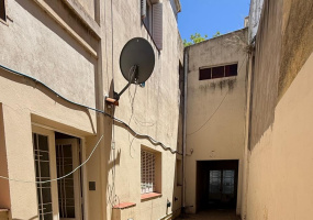 64 Fitz Roy, 8000, Bahia Blanca, Buenos Aires, 8000, 4 Bedrooms Bedrooms, 5 Rooms Rooms,2 BathroomsBathrooms,Casa,Venta,Fitz Roy,0,1970