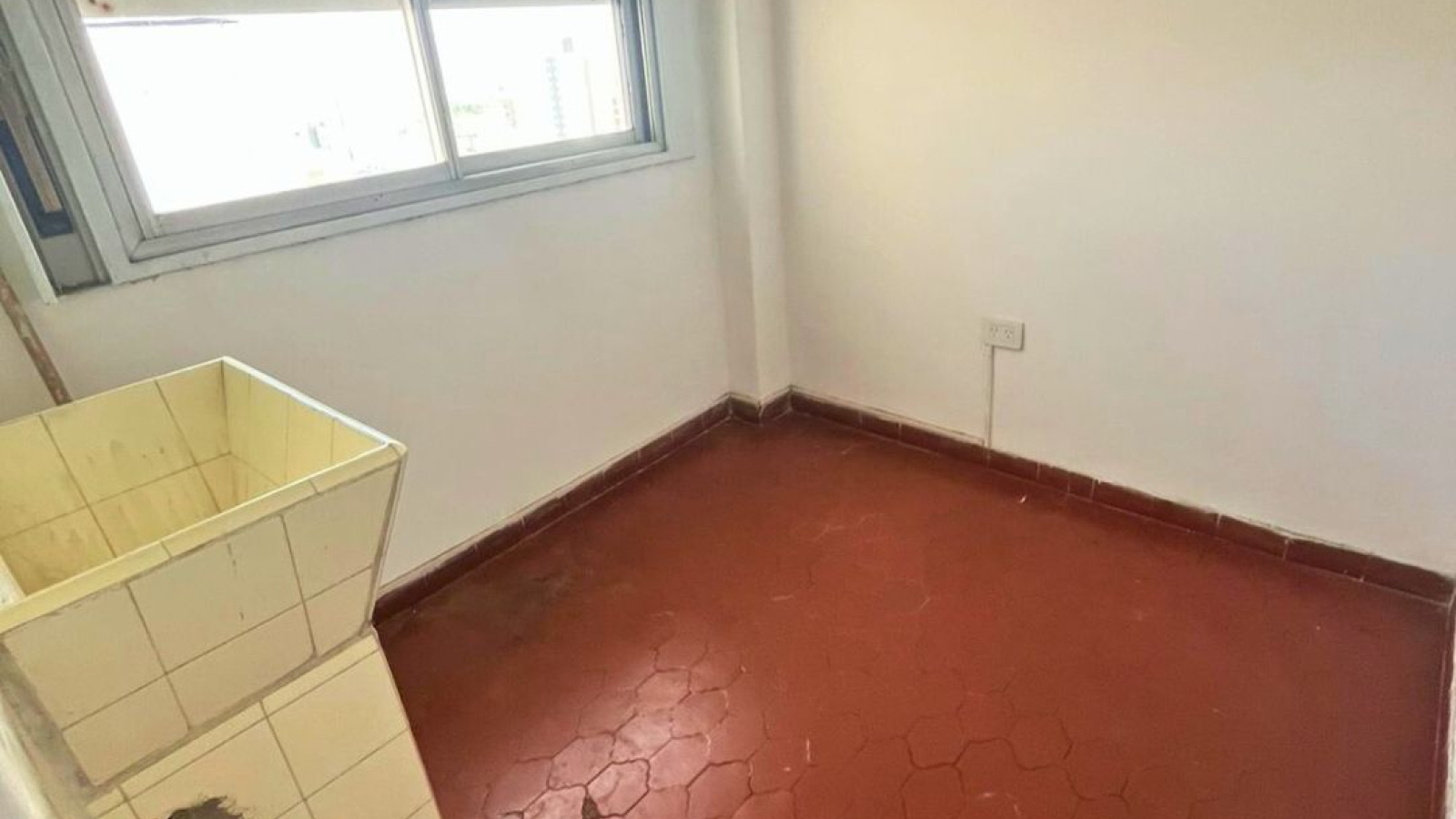 225 Lavalle, Bahia Blanca, Buenos Aires, 8000, 3 Bedrooms Bedrooms, 0 ,2 BathroomsBathrooms,Departamento,Alquiler,Lavalle ,0,1973