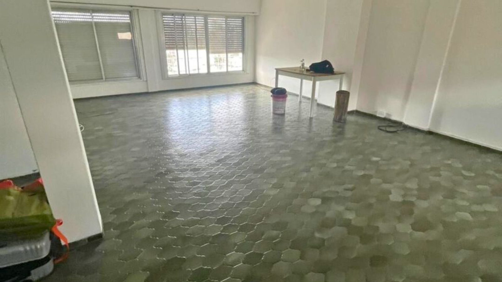 225 Lavalle, Bahia Blanca, Buenos Aires, 8000, 3 Bedrooms Bedrooms, 0 ,2 BathroomsBathrooms,Departamento,Alquiler,Lavalle ,0,1973