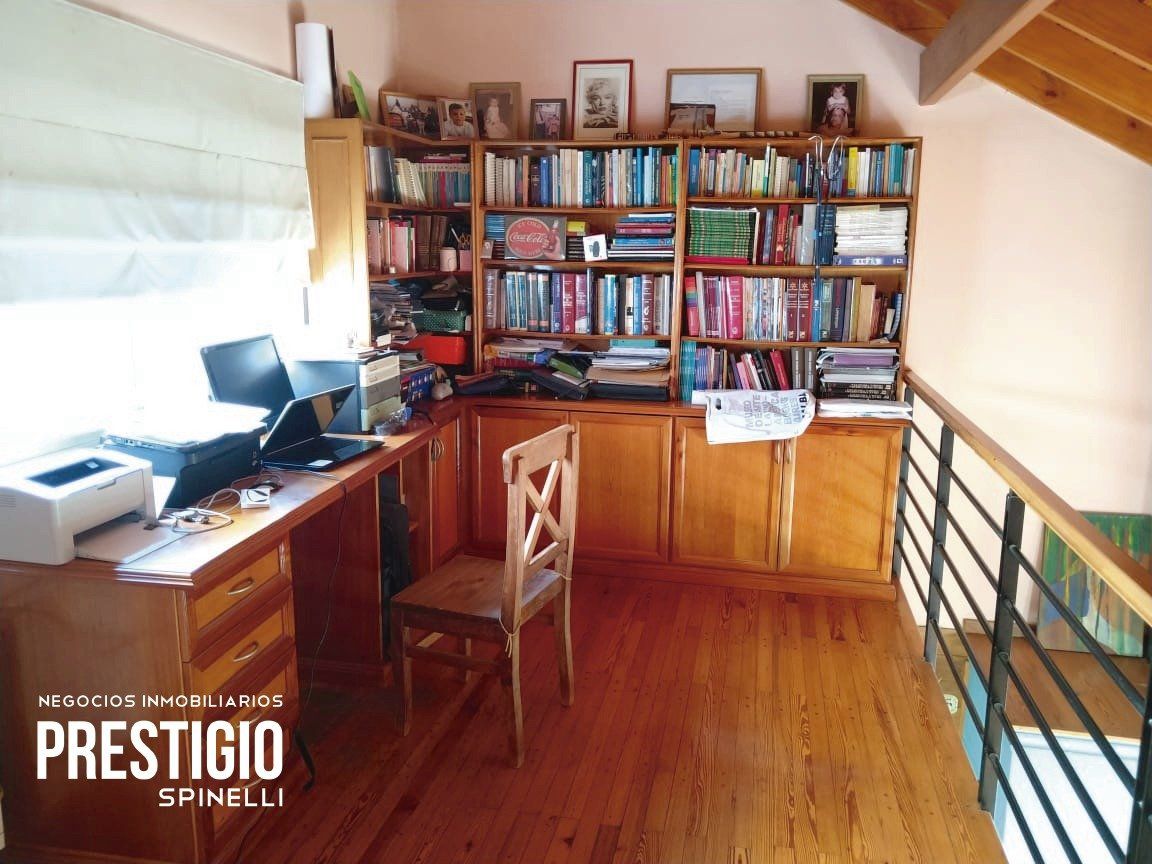 334 9 de Julio, Bahía Blanca, Buenos Aires, 8000, 5 Bedrooms Bedrooms, 0 ,5 BathroomsBathrooms,Casa,Venta,9 de Julio,0,1974