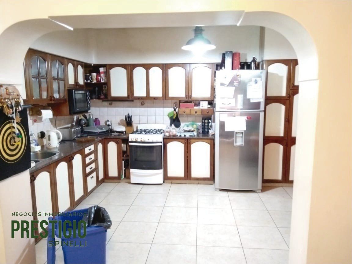 334 9 de Julio, Bahía Blanca, Buenos Aires, 8000, 5 Bedrooms Bedrooms, 0 ,5 BathroomsBathrooms,Casa,Venta,9 de Julio,0,1974