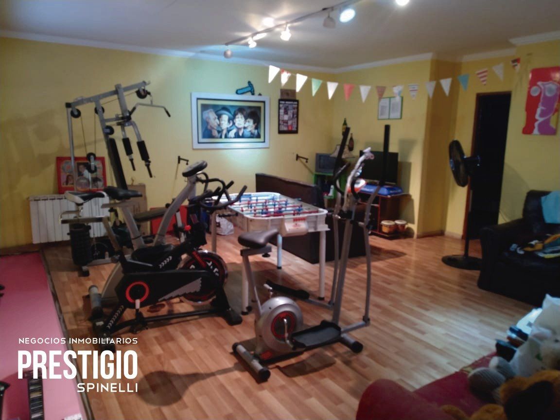 334 9 de Julio, Bahía Blanca, Buenos Aires, 8000, 5 Bedrooms Bedrooms, 0 ,5 BathroomsBathrooms,Casa,Venta,9 de Julio,0,1974