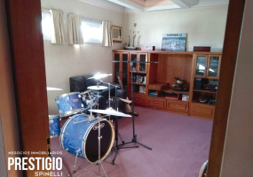 334 9 de Julio, Bahía Blanca, Buenos Aires, 8000, 5 Bedrooms Bedrooms, 0 ,5 BathroomsBathrooms,Casa,Venta,9 de Julio,0,1974