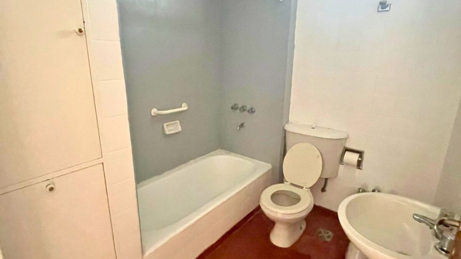 225 Lavalle, Bahia Blanca, Buenos Aires, 8000, 3 Bedrooms Bedrooms, 0 ,1 BathroomBathrooms,Departamento,Venta,Lavalle ,0,1974