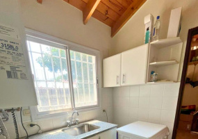 1265 León de Iraeta, Bahía Blanca, Buenos Aires, 8000, 2 Bedrooms Bedrooms, 0 ,1 BathroomBathrooms,Casa,Venta,León de Iraeta ,0,1976