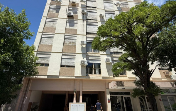 37 11 de Abril, Bahia Blanca, Buenos Aires, 8000, 3 Bedrooms Bedrooms, 0 ,2 BathroomsBathrooms,Departamento,Alquiler,11 de Abril ,0,1976 37 11 de Abril, Bahia Blanca, Buenos Aires, 8000, 3 Bedrooms Bedrooms, 0 ,2 BathroomsBathrooms,Departamento,Alquiler,11 de Abril ,0,1976