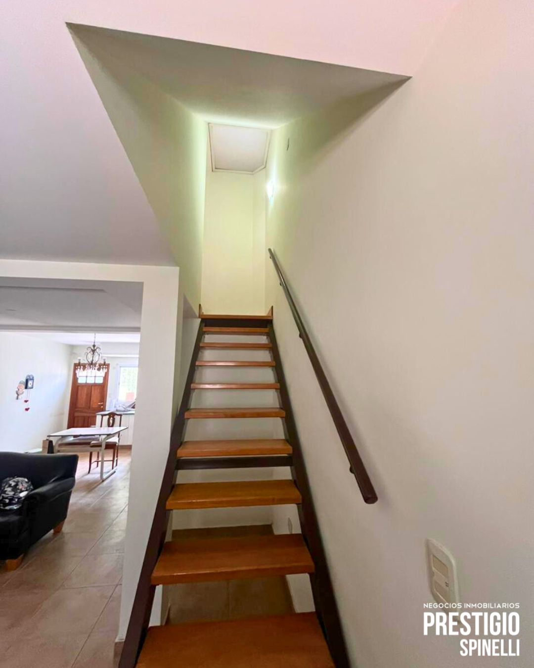 1265 León de Iraeta, Bahía Blanca, Bahía Blanca, Buenos Aires, 8000, 0 , 0 ,2 BathroomsBathrooms,Duplex,Venta,León de Iraeta ,0,1977