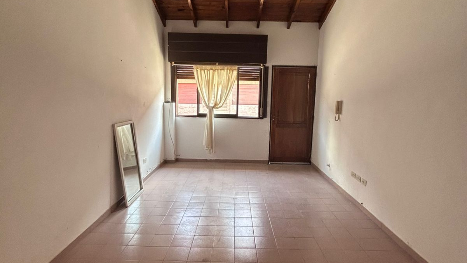 1075 Mitre, Bahia Blanca, Buenos Aires, 1 Bedroom Bedrooms, 2 Rooms Rooms,1 BathroomBathrooms,Departamento,Alquiler,Mitre,0,1978