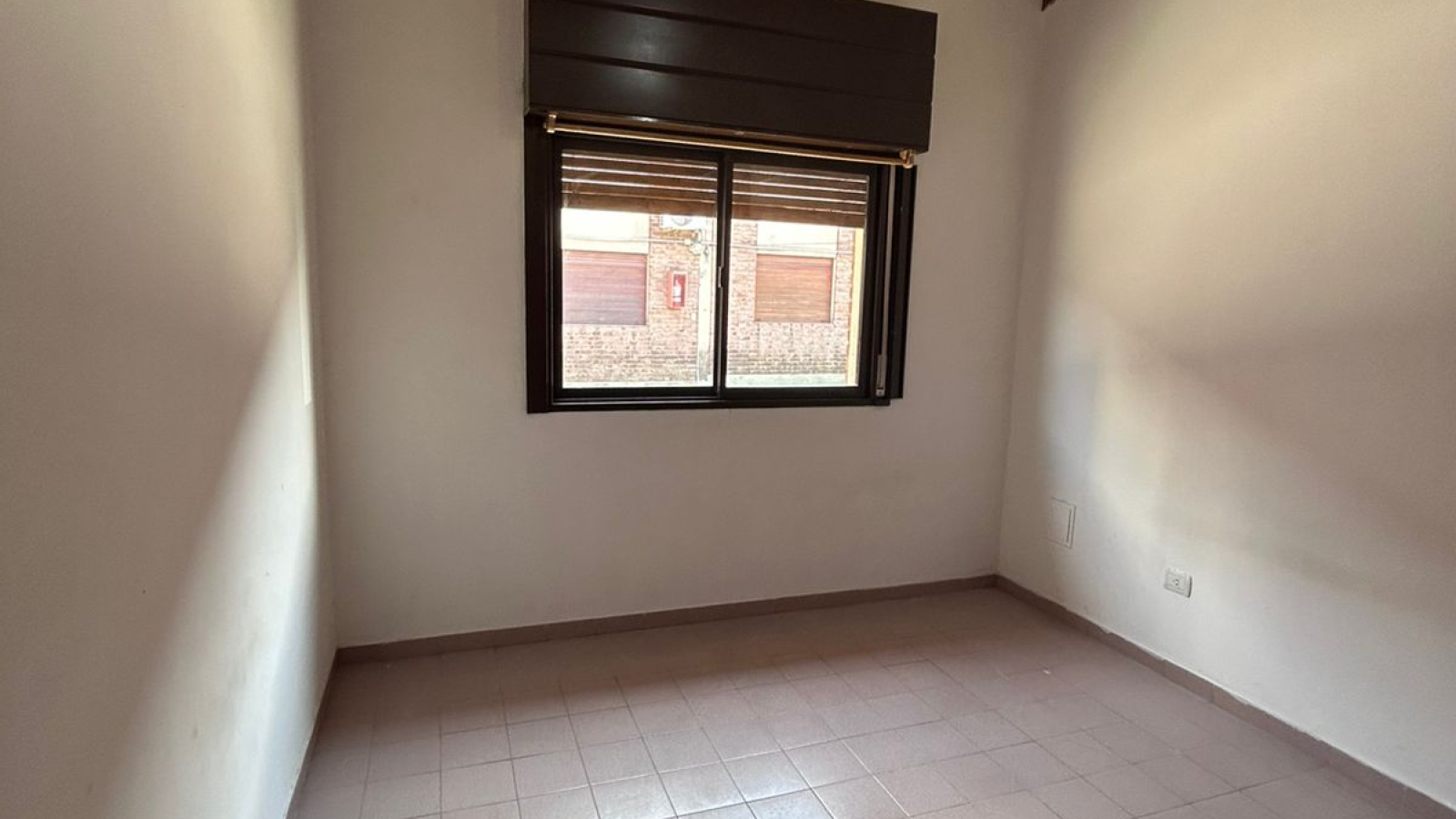 1075 Mitre, Bahia Blanca, Buenos Aires, 1 Bedroom Bedrooms, 2 Rooms Rooms,1 BathroomBathrooms,Departamento,Alquiler,Mitre,0,1978